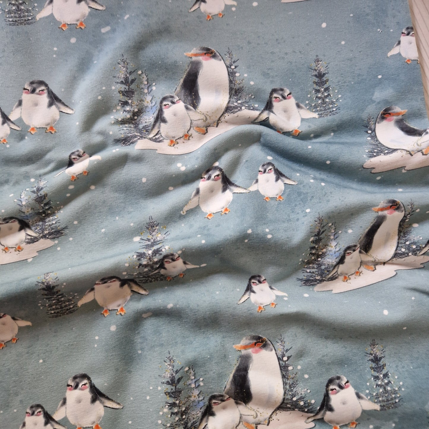 Glitzerpinguin  REST ca. 96cm x VB